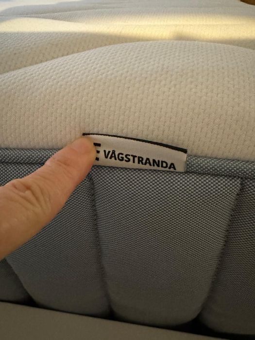 Colchão Vagstranda, comprado no Ikea, usado durante 1 ano, como novo