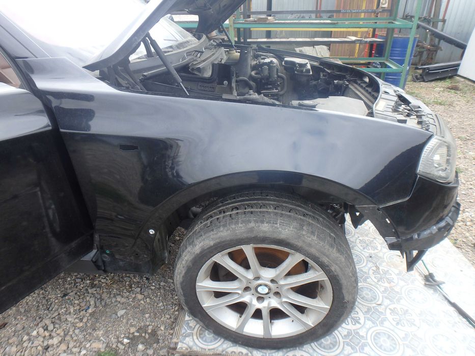 Błotnik prawy i lewy BMW X3 E83 Blacksapphire