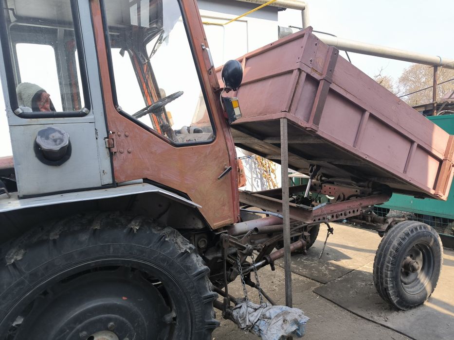 Продам трактор Т-16