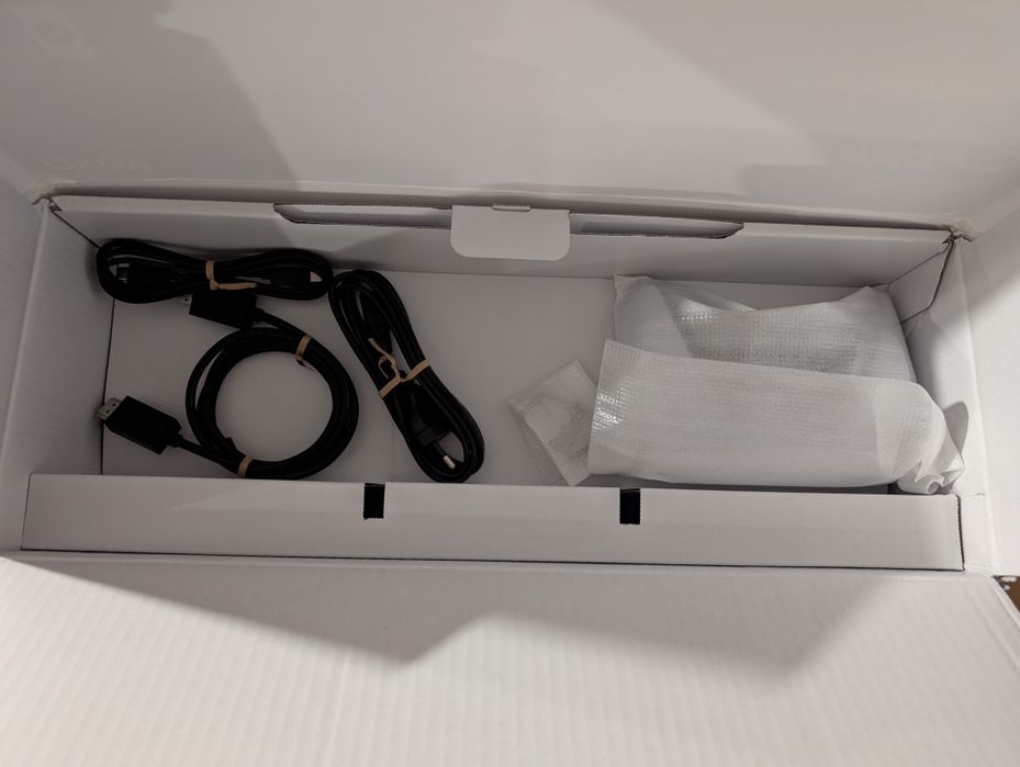 Sony PlayStation 5 Pro 2TB  com jogo FC26 - Nova c/garantia