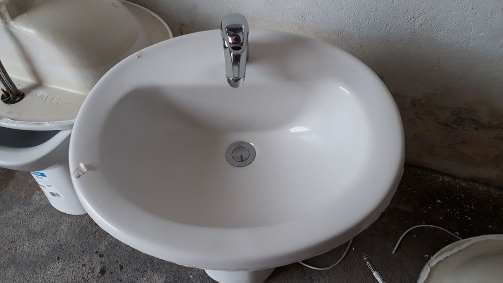 Lavatório completo, loiças wc torneiras