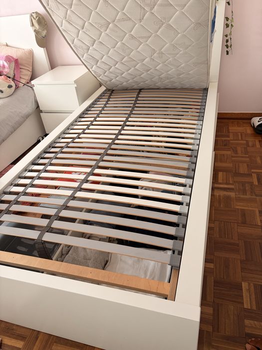 Vendo Cama Ikea em perfeito estado