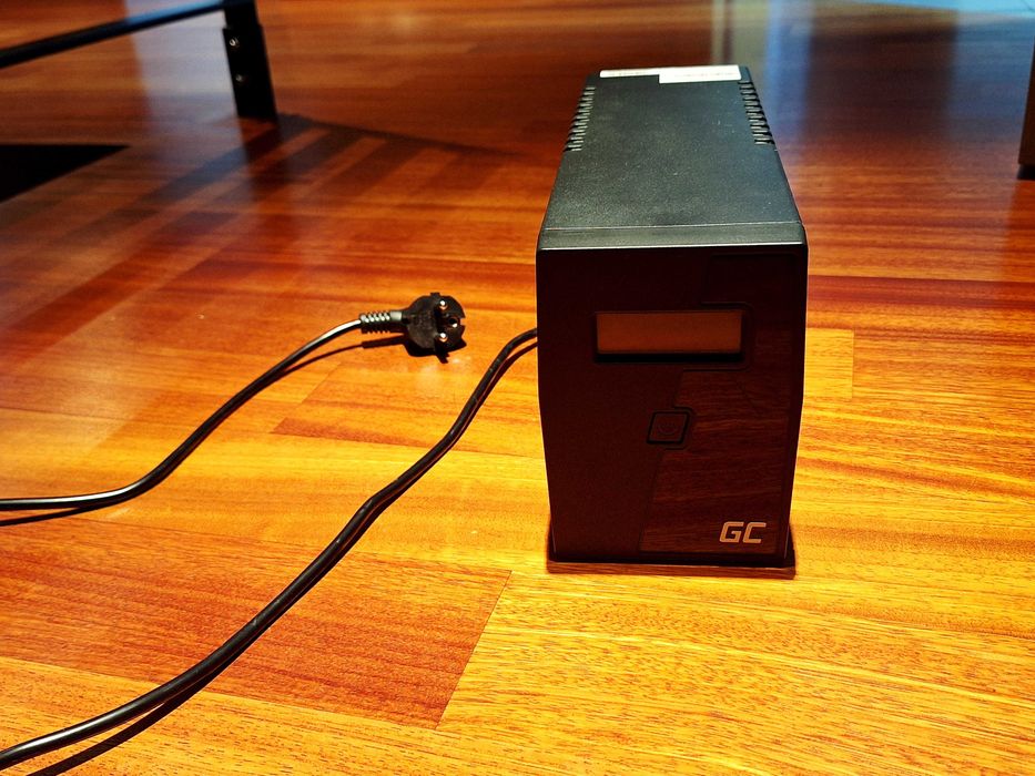 Green Cell Zasilacz Awaryjny UPS 800VA 480W Power Proof z wyświetlaczem LCD
