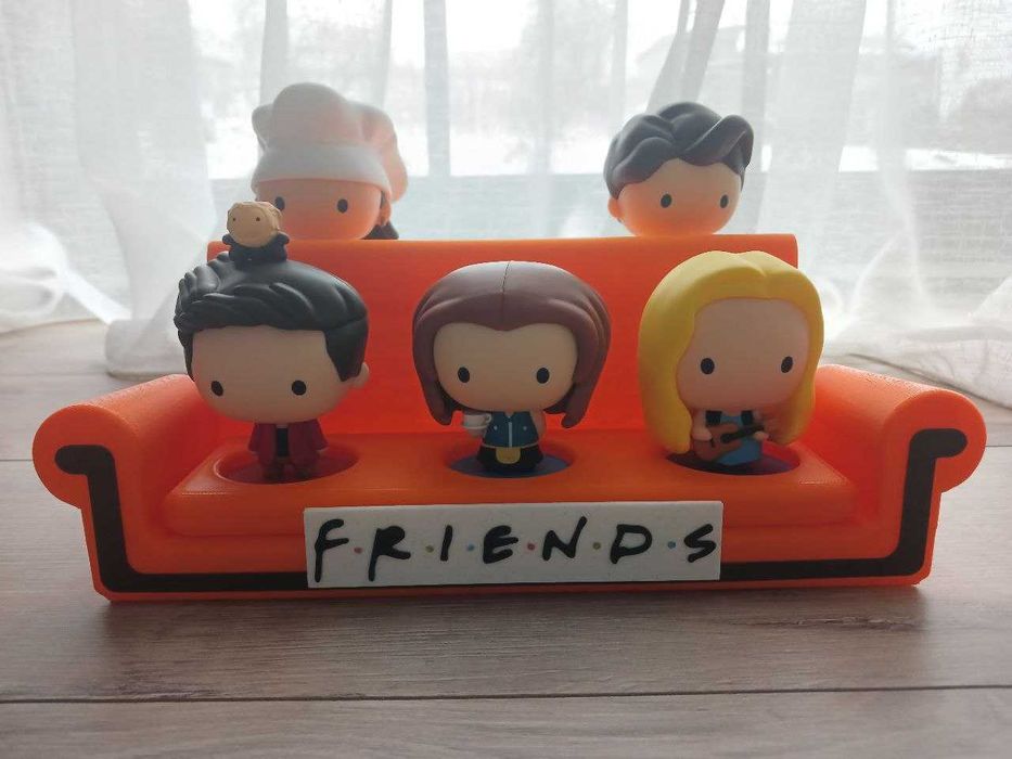 Диван для Друзів з McDonalds