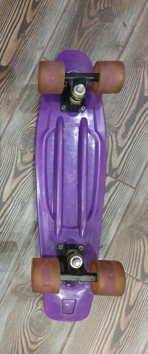 Продам скейт б/у