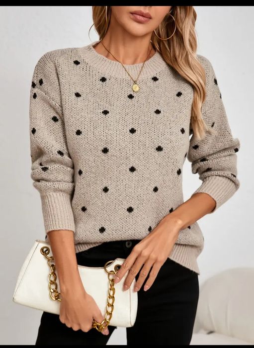 Теплий м'якенький светрик