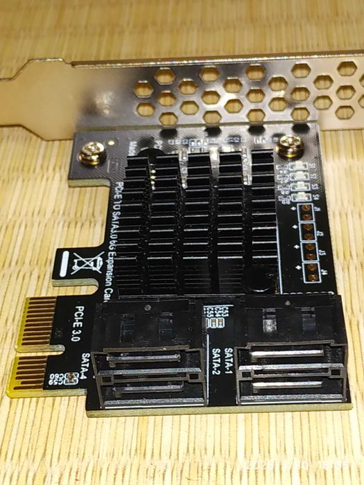 Плата расширения SATA 3.0 на 4 порта (ASM1064) + Радиатор PCI-E