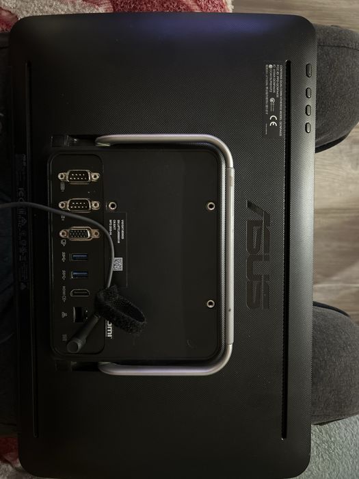 Моноблок Asus AiO V161GAT-BD002D 15,6" (90PT0201-M00060) black