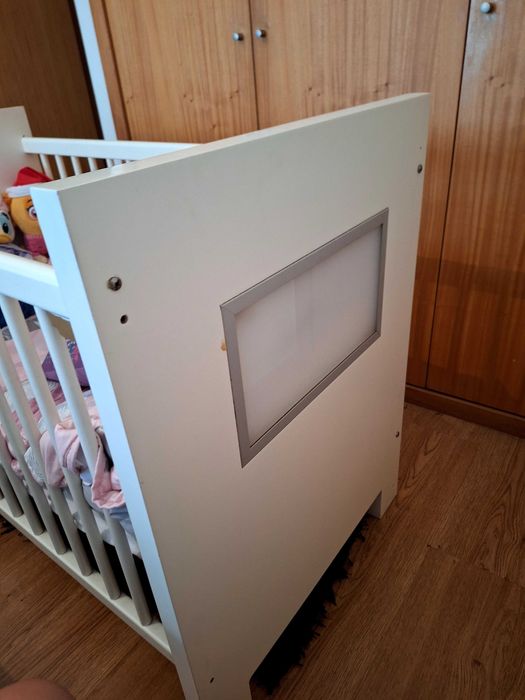 Berço branco em bom estado