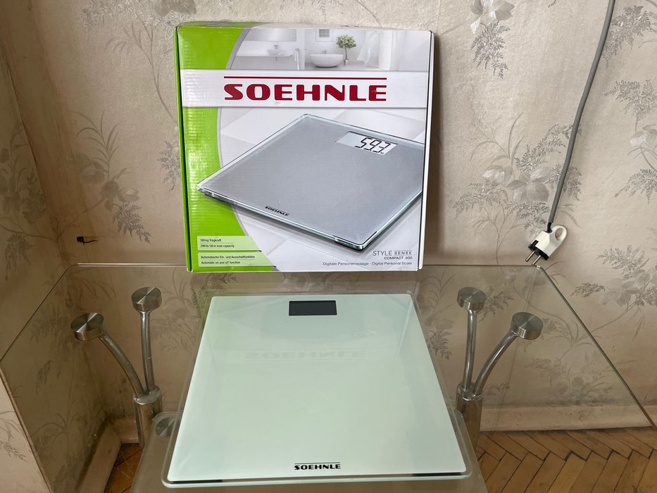 Электронные напольные весы Soehnle Style Sense Compact 300 made in Germany.