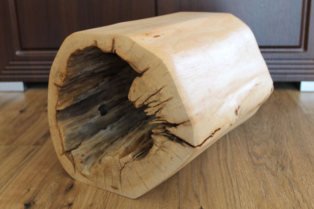 Kwietnik z pnia olchowego