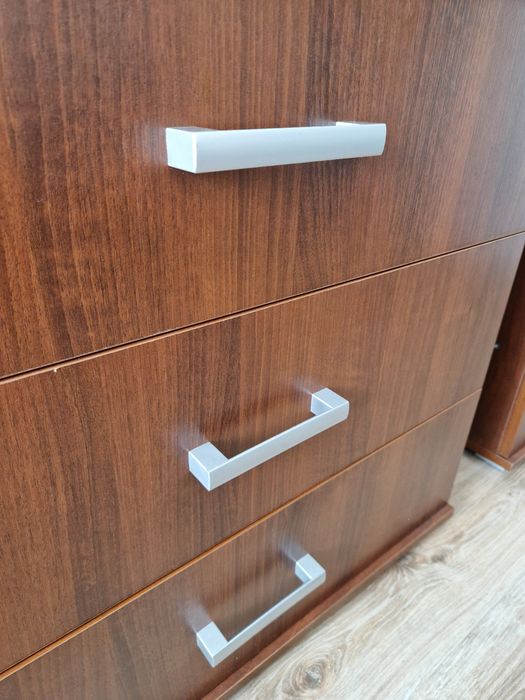 Mała komoda 3 szuflady ciemny brąz