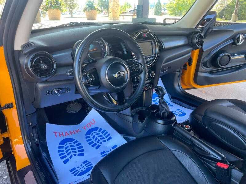 2017 MINI Cooper Hardtop 2 Door