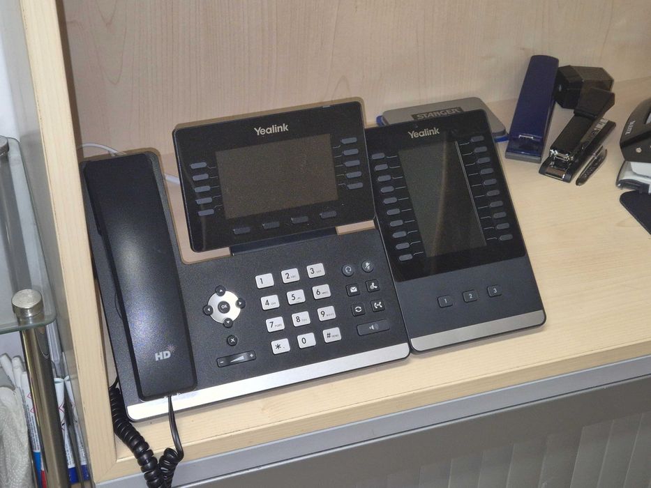Telefone Yealink SIP-T54W - Lote 17x  + 3 Módulos Expansão EXP50 com Wi-Fi e Bluetooth (Excelente Estado)