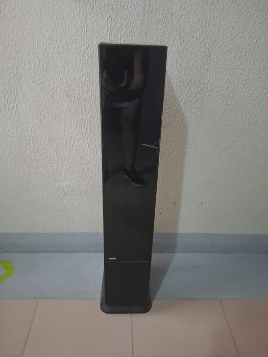 Torre/ Móvel para 50 CD’s e DVD’s - SKYDISC