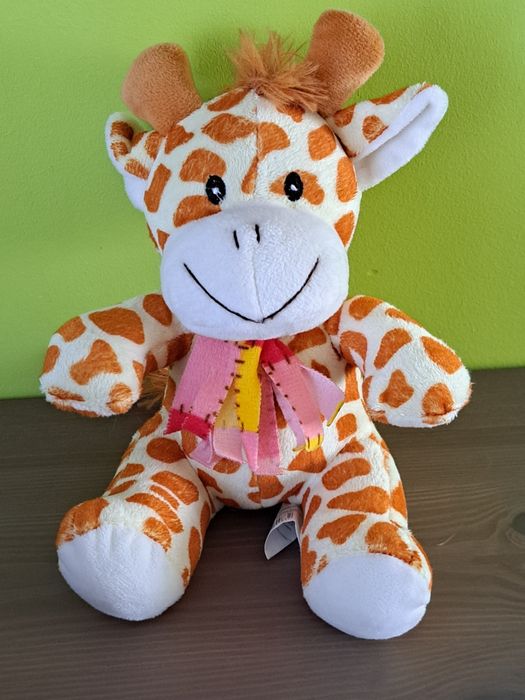 Boneco peluche girafa