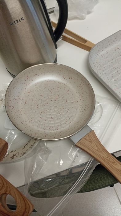 Trem de tachos, frigideiras e grelhadora marca Cellar