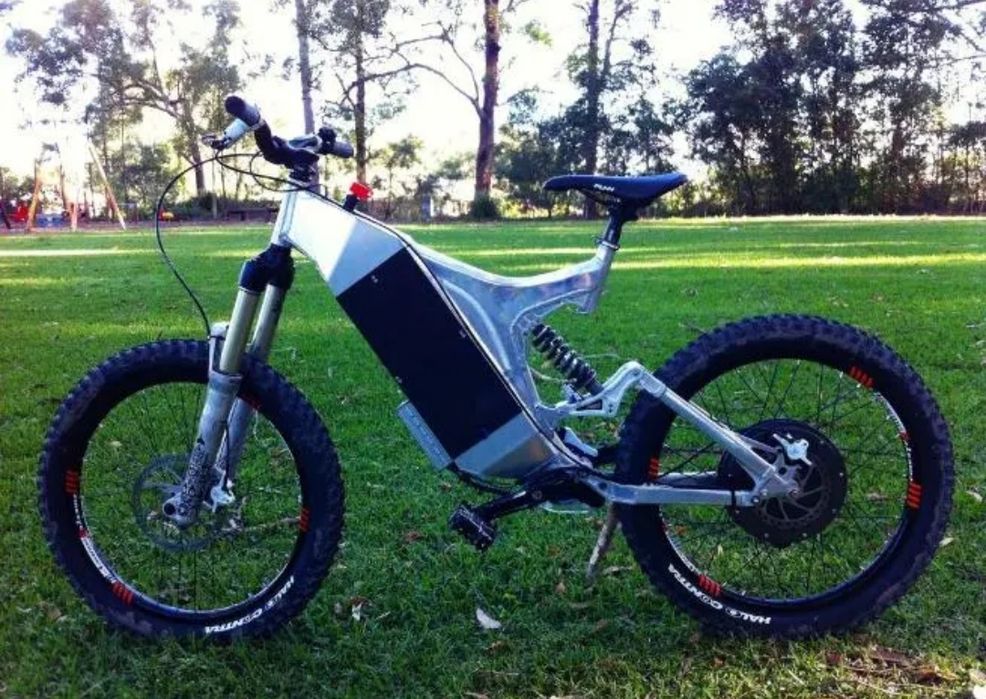 Продам раму Specialized big hit 3