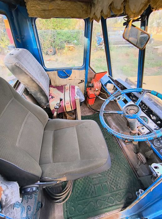 Трактор Т-150 у відмінному стані + навісне обладнання