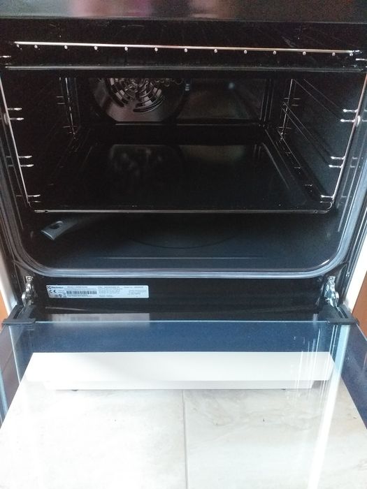 Kuchenka gazowo elektryczna Electrolux