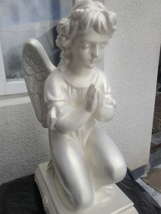 Ангел гіпсовий,великий