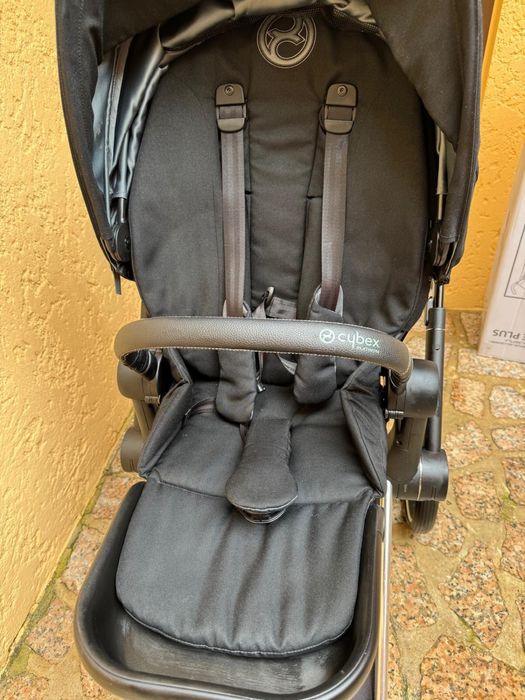 Carrinho cybex priam preto