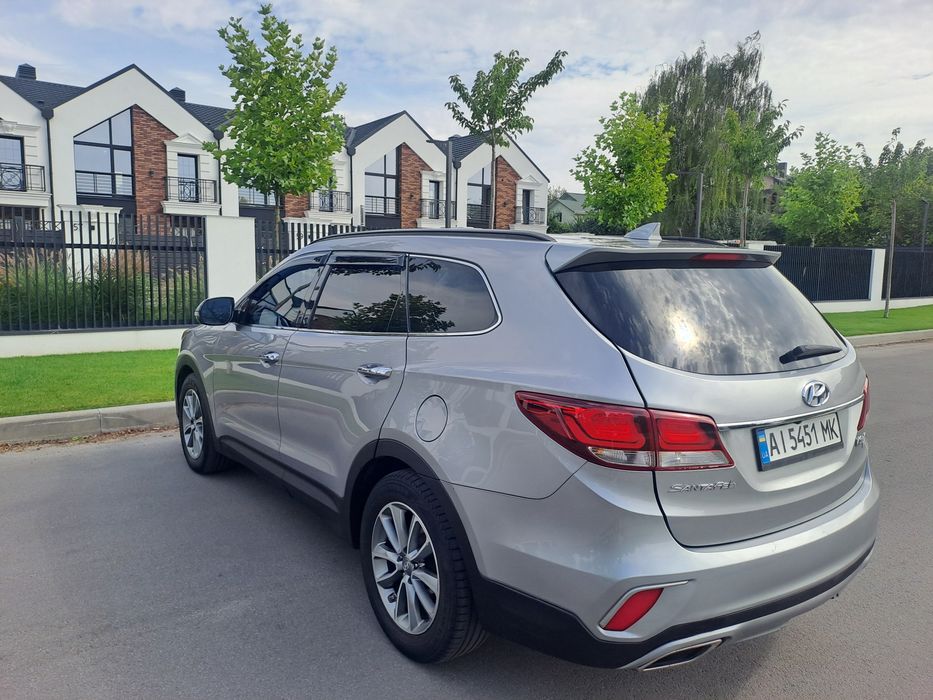 Продам гарне авто Hyundai Santa FE