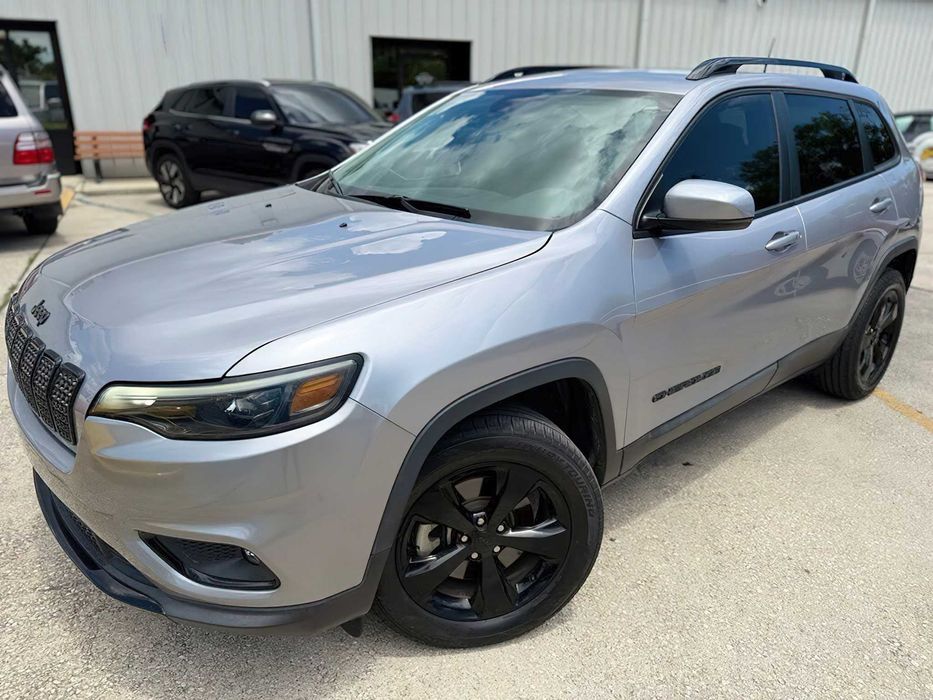 Jeep Cherokee Latitude Plus 4x4      2021