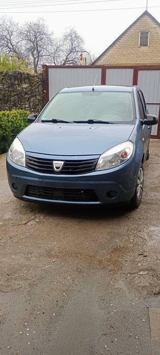 Дача сандеро  в хорошому стані