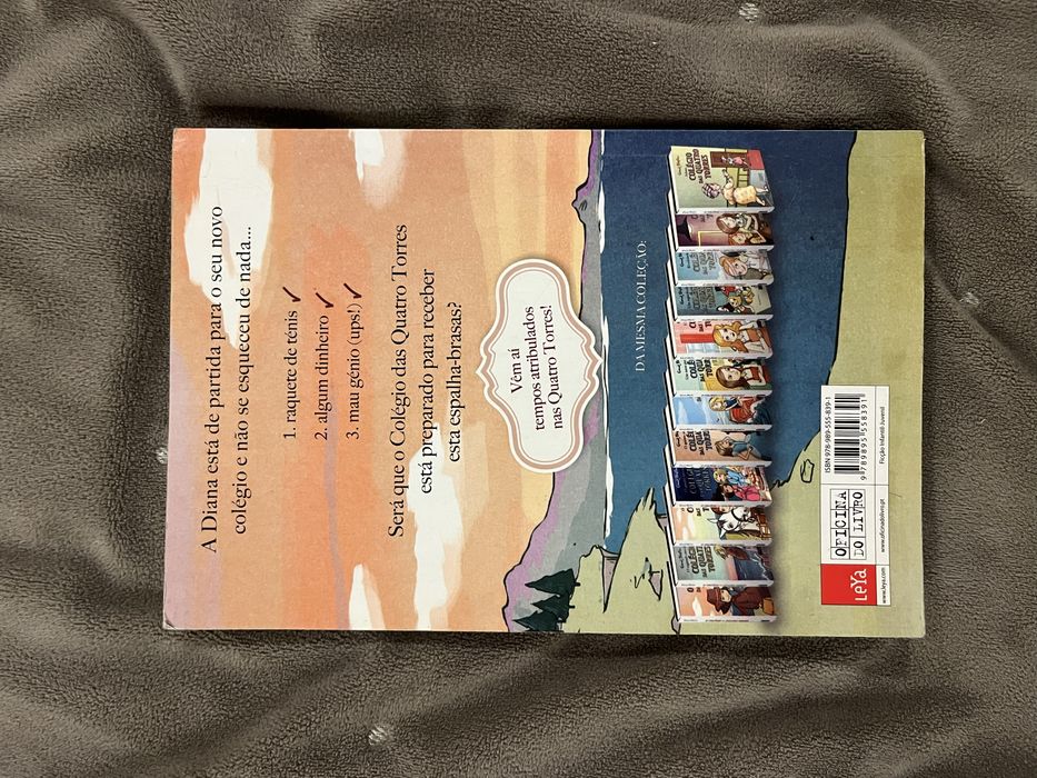 Livros Colégio das Quatro Torres