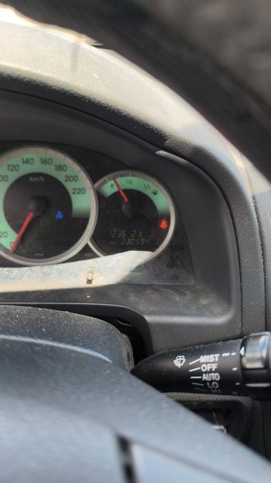 Toyota Corolla verso 7 lugares