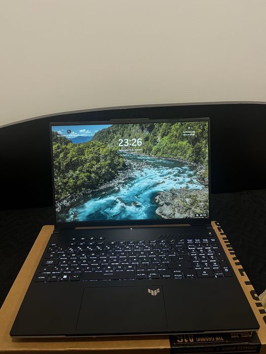 Portátil Gaming ASUS TUF A16 | Ryzen 7 | RX 7600S | 32 GB | 1 TB | Como novo
