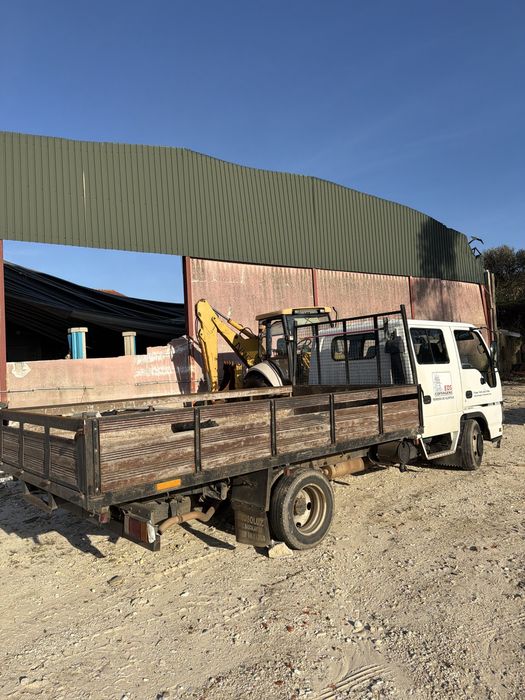 Isuzo nkr 3.0 trabakha e anda  acidentada