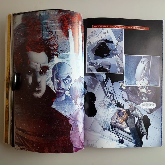 Livro de Banda Desenhada Revelações de Paul Jenkins e Humberto Ramos