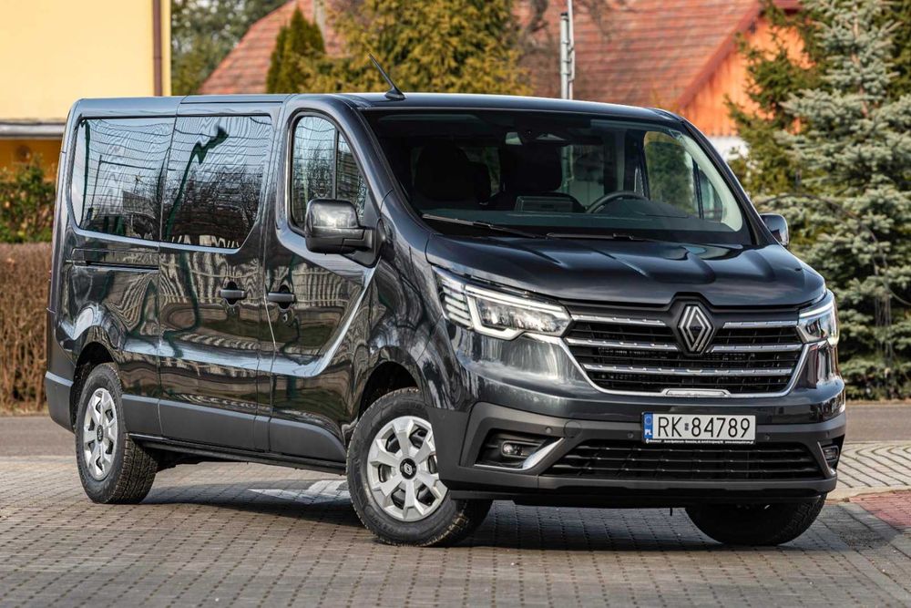 Na wynajem BUS 9- OSOBOWY | 2025r. | automat | diesel