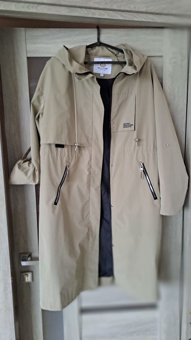 Продам жіноче пальто-тренч.