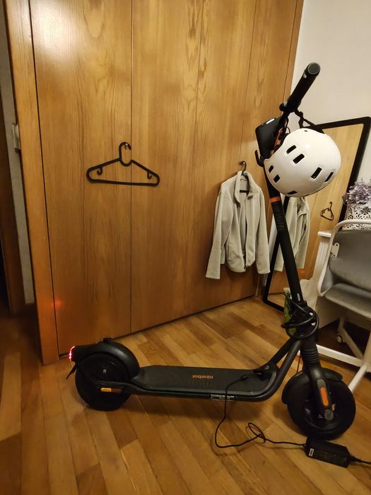 Trotine Ninebot Kickscooter F2 Pro < 200km