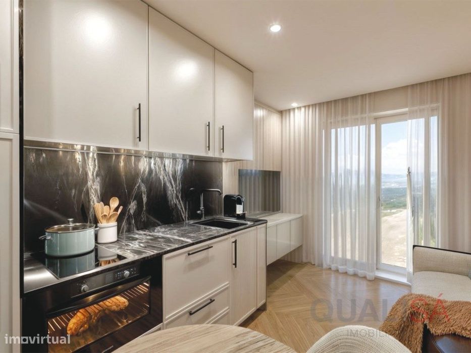 Apartamento T1 novo, equipado, mobilado e com logradouro no centro ...