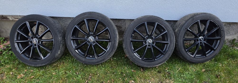 Felgi z oponami  20cali 5x112  66,5mm  otwór 245/45r20