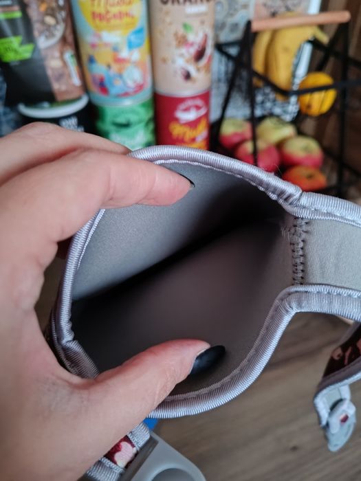 Pokrowiec/etui na kubek termiczny lub butelkę