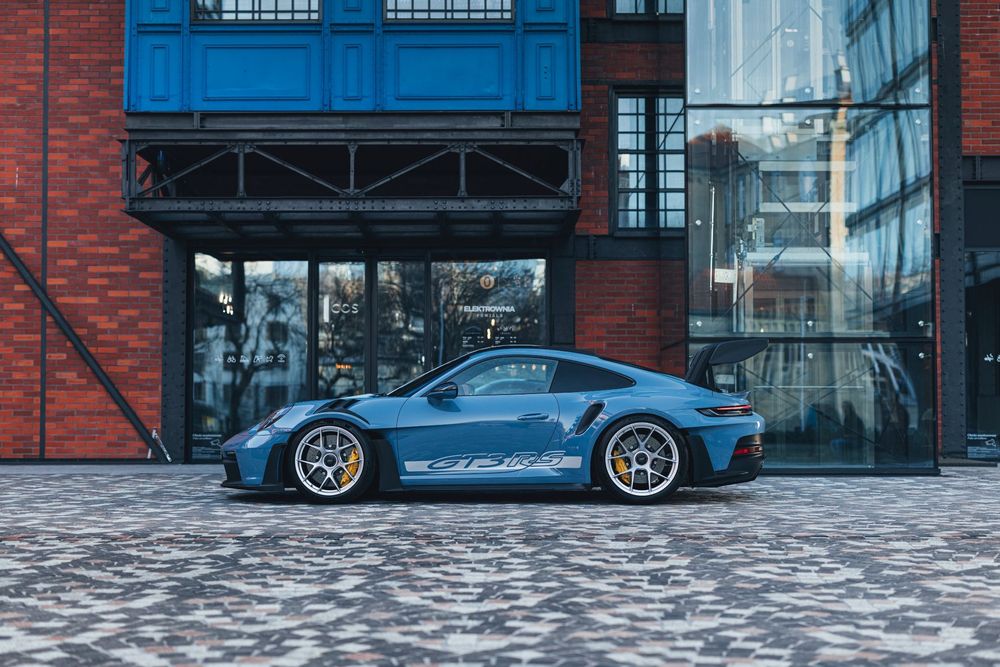 Porsche 911 GT3 RS 992 Aetna Blue PTS