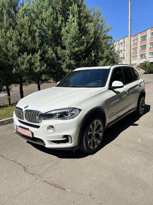 Продам авто BMW X5 2017