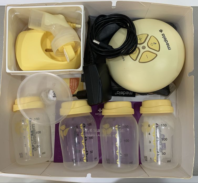 Bomba eléctrica de tirar leite da Medela