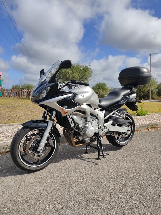 Yamaha FZ6  2004