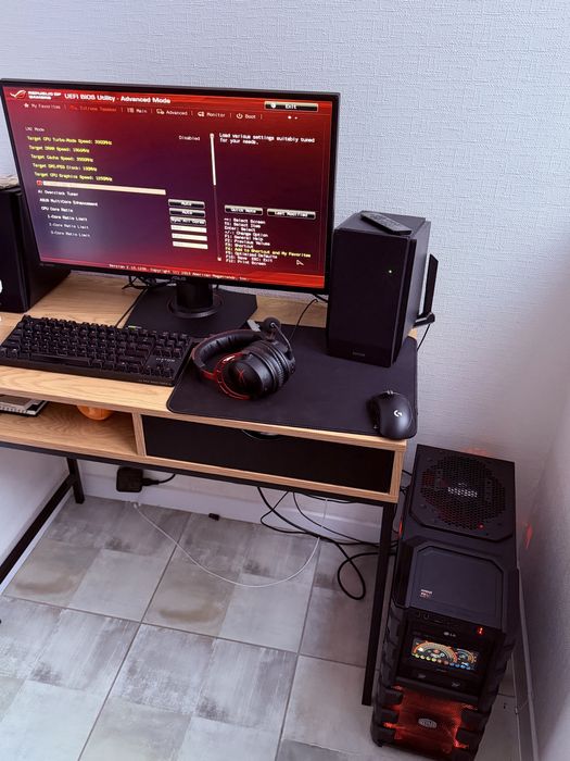 Игровой ПК / ROG red-black сборка / I7 | Maximus VI Gene / 32GB / R9 390 Strix