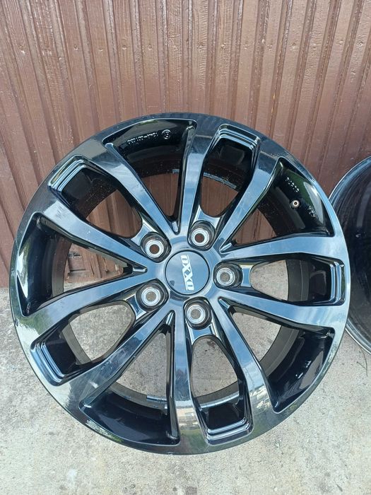 Felgi OXXO Hyperion BLACK 17 7J ET56 5x120 BUS