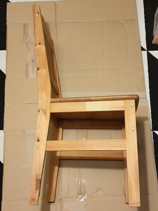 Stół rozkładany sosnowy + 4 krzesła