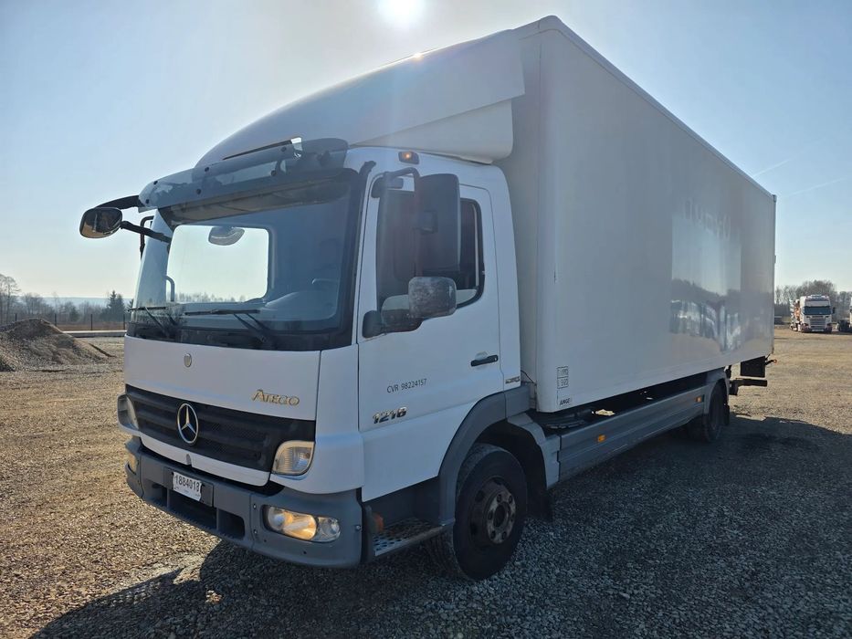 Mercedes-Benz Atego 1218  Mercedes-Benz Atego 1218 2010rok EURO5 Kontener 7,2-2,5-2,4m Automat