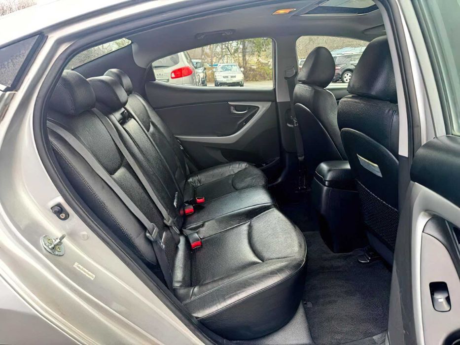 Hyundai Elantra Sport      2015