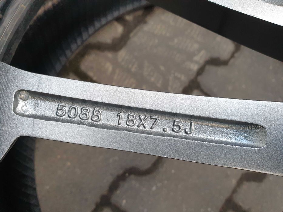 Felgi aluminiowe 18" 5x112 7,5j et43 Audi Skoda Seat Vw Bmw Cupra itp.